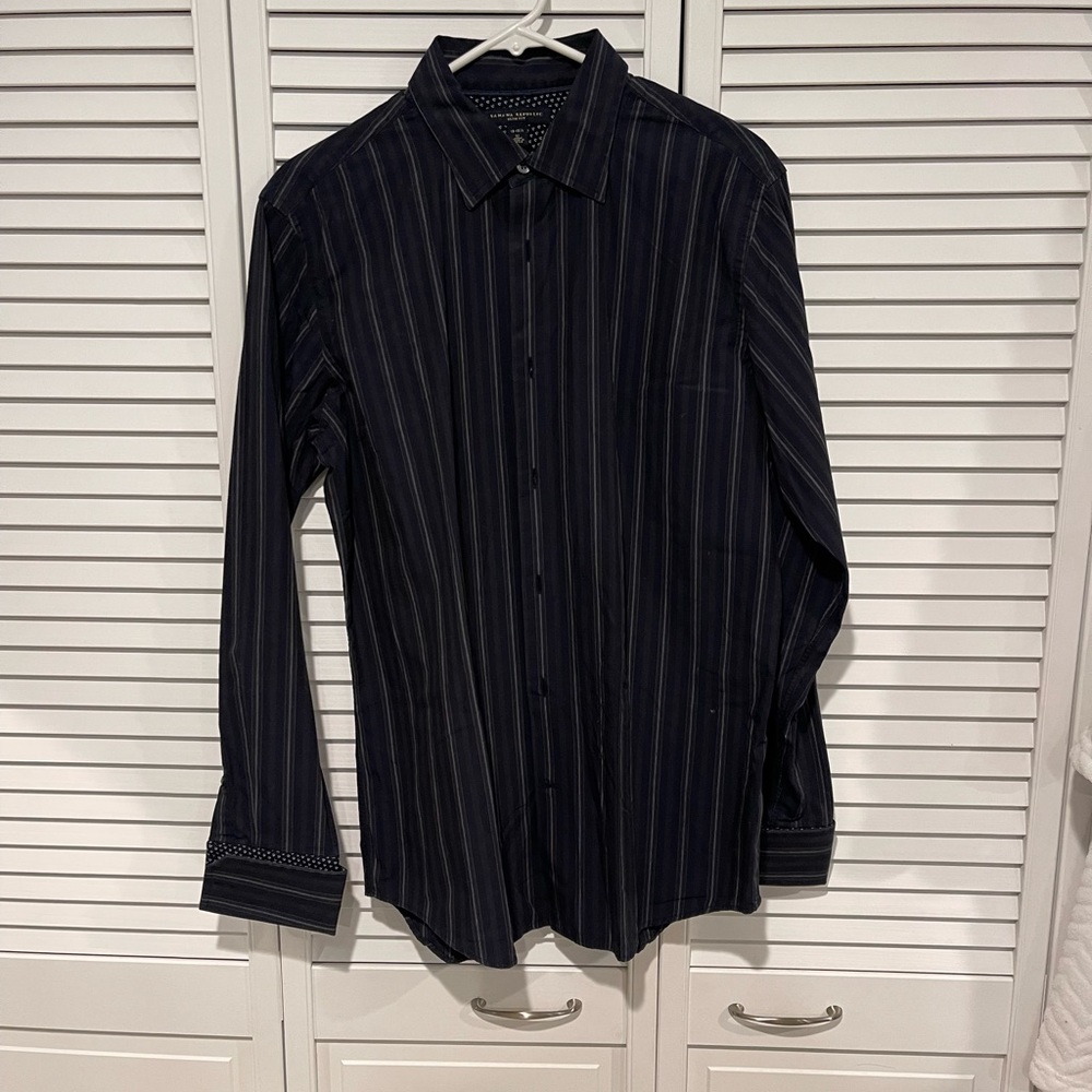 Banana republic, size M, blue dress shirt